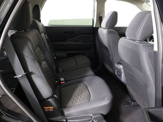 2024 Nissan Pathfinder SV 4WD - 23042641 - 33