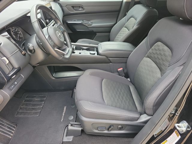 2024 Nissan Pathfinder SV 4WD - 22935426 - 3