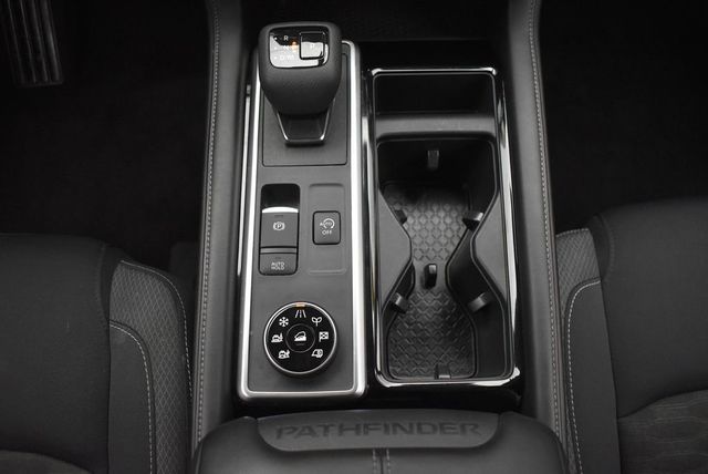 2024 Nissan Pathfinder SV 4WD - 22937904 - 25