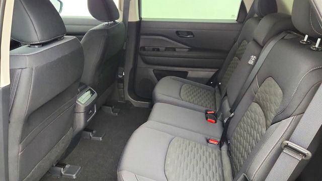 2024 Nissan Pathfinder SV 4WD - 23008100 - 19