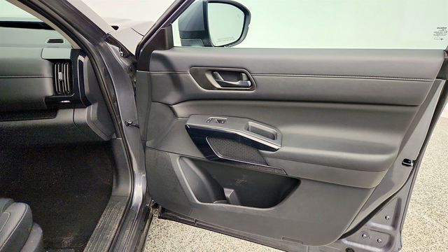 2024 Nissan Pathfinder SV 4WD - 23008100 - 25