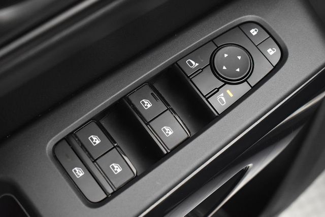 2024 Nissan Pathfinder SV 4WD - 22995956 - 12