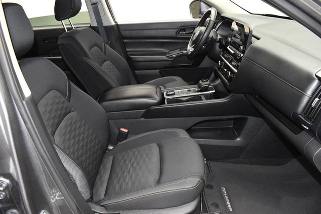 2024 Nissan Pathfinder SV 4WD - 22995956 - 24