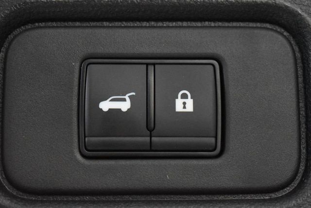 2024 Nissan Pathfinder SV 4WD - 22995956 - 38