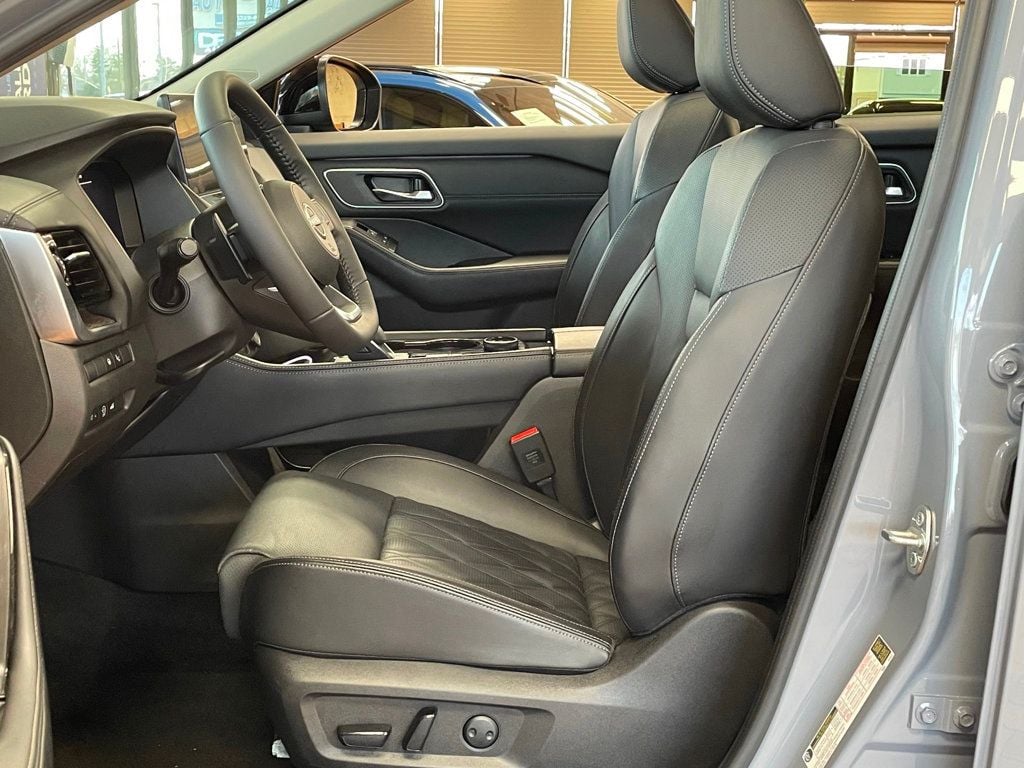 2024 Nissan Rogue AWD Platinum - 23013563 - 10