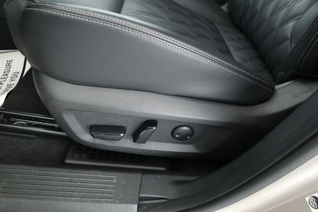 2024 Nissan Rogue AWD Platinum with Premium Package - 22922329 - 9