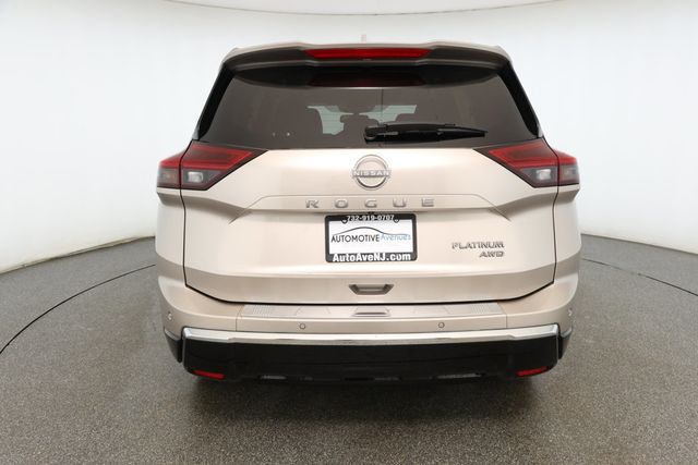 2024 Nissan Rogue AWD Platinum with Premium Package - 22922329 - 4