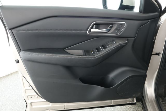 2024 Nissan Rogue AWD Platinum with Premium Package - 22922329 - 8