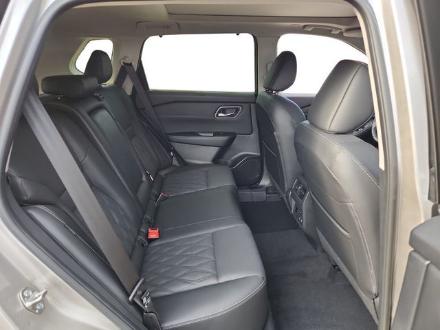 2024 Nissan Rogue AWD Platinum with Premium Package - 22934230 - 18