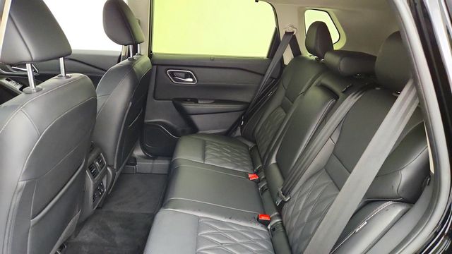 2024 Nissan Rogue AWD Platinum w/ Premium Pkg, Head-Up Display & Bose Audio - 23095519 - 21