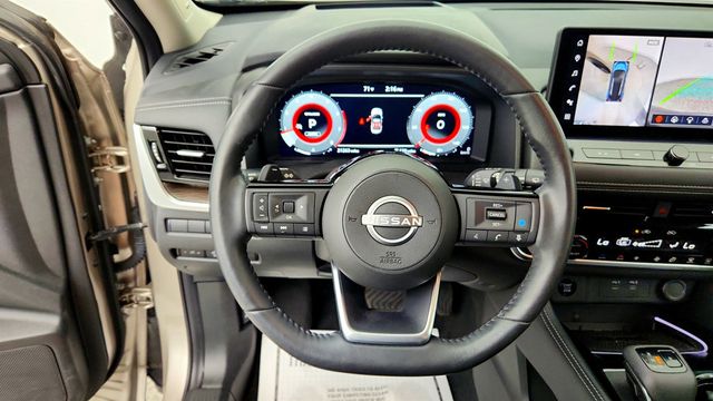 2024 Nissan Rogue AWD Platinum w/ Premium Pkg & Quilted Semi-Aniline Leather - 23033232 - 13