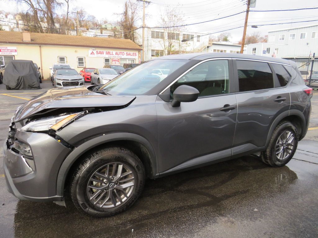 Nissan Rogue photo 8