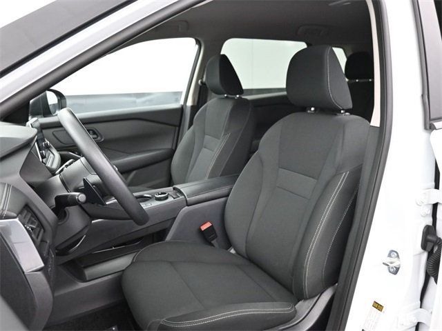 2024 Nissan Rogue AWD S photo 2