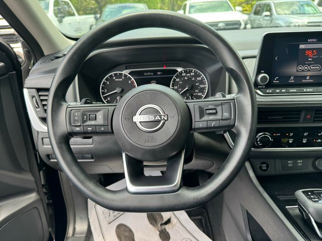 2024 Nissan Rogue S AWD's photo