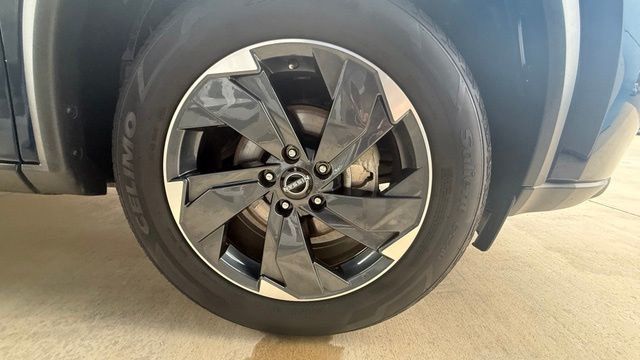 2024 Nissan Rogue AWD SV - 23038518 - 13