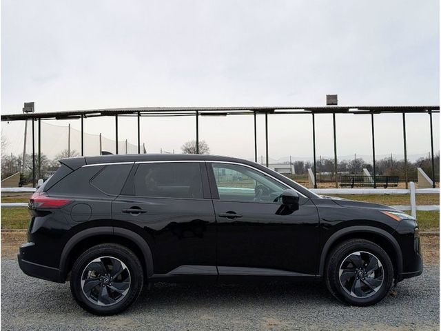 2024 Nissan Rogue AWD SV - 22958066 - 7