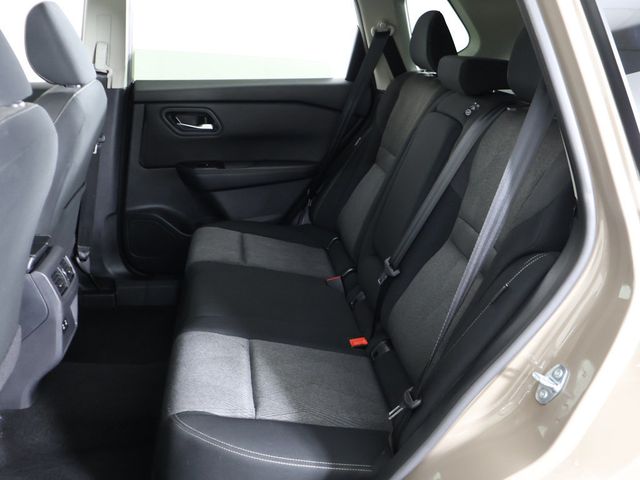 2024 Nissan Rogue AWD SV - 23082942 - 31