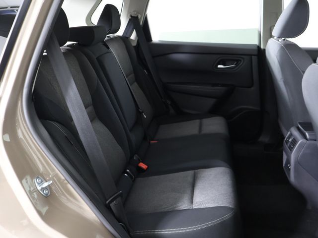 2024 Nissan Rogue AWD SV - 23082942 - 32
