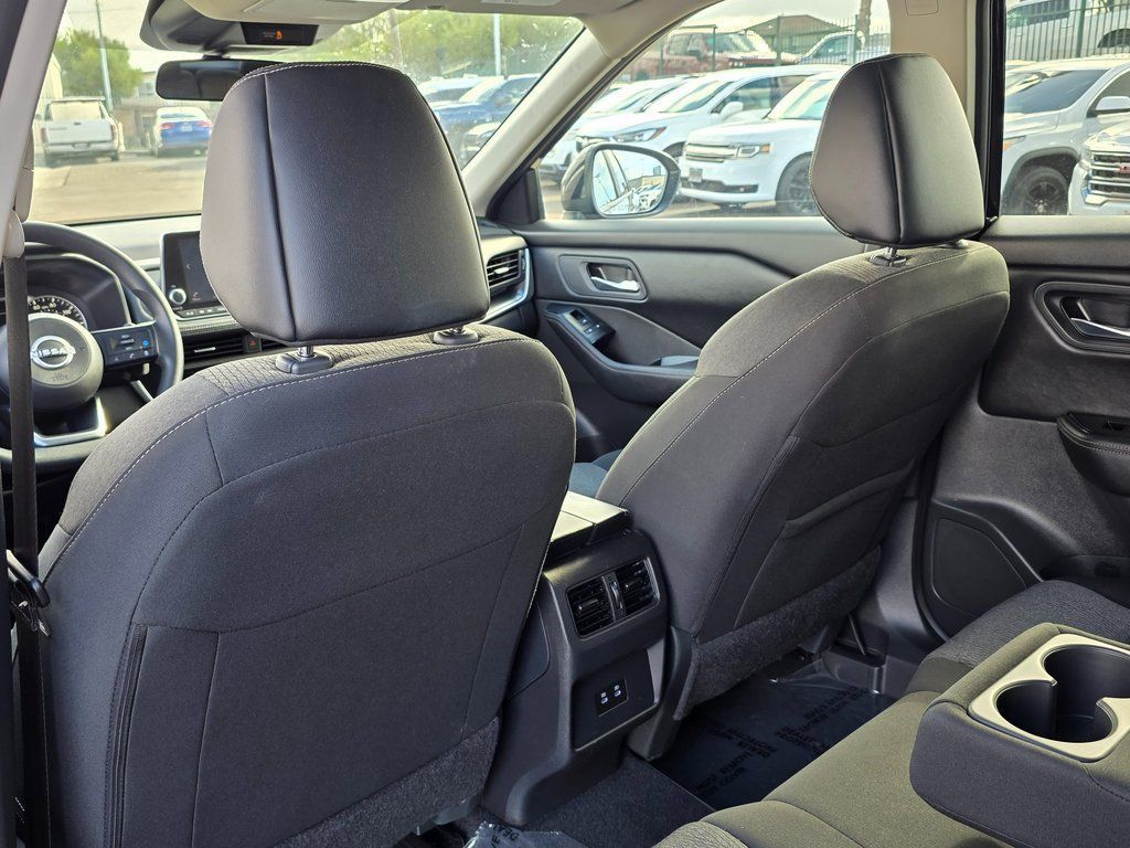 2024 Nissan Rogue AWD SV - 22996679 - 17