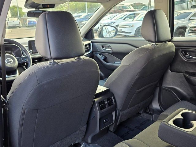 2024 Nissan Rogue AWD SV - 22996679 - 17