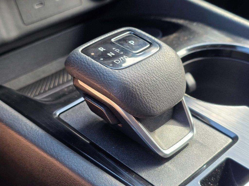 2024 Nissan Rogue AWD SV - 22996679 - 29