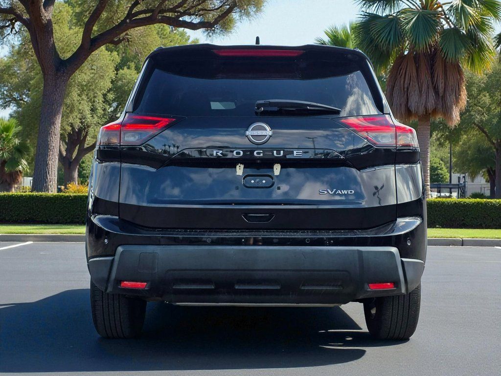 2024 Nissan Rogue AWD SV - 22996679 - 5