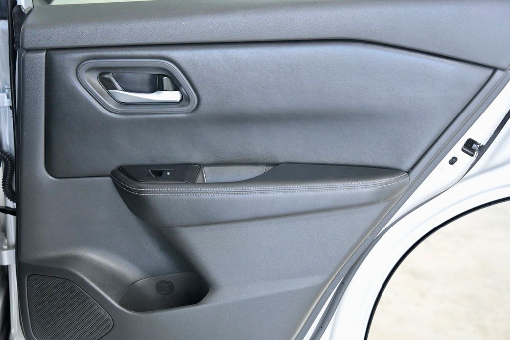 2024 Nissan Rogue AWD SV - 23039128 - 14