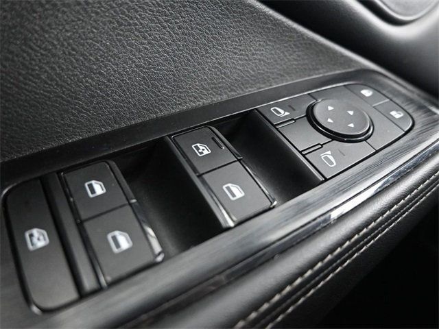 2024 Nissan Rogue SV photo 25