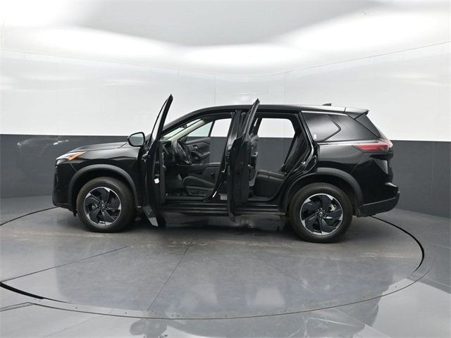2024 Nissan Rogue SV photo 34