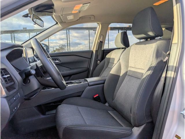 2024 Nissan Rogue AWD SV - 22957636 - 13