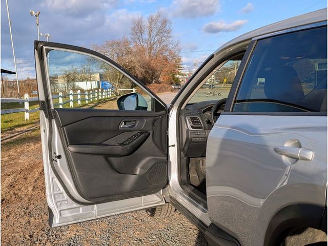 2024 Nissan Rogue AWD SV - 22957636 - 8