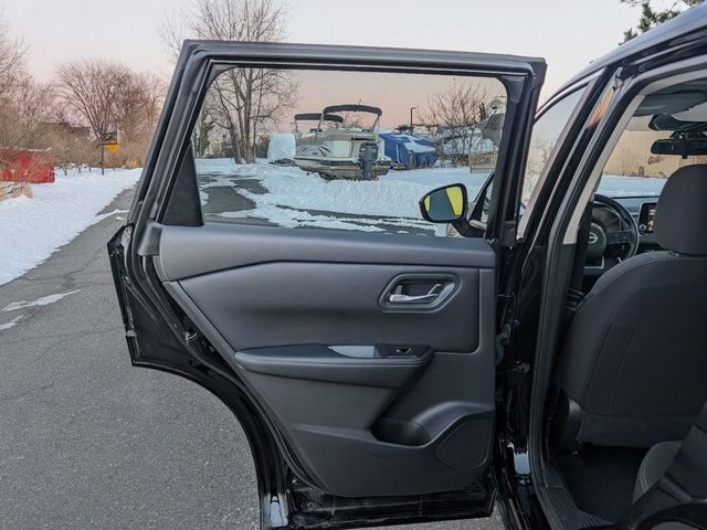 2024 Nissan Rogue AWD SV - 22978328 - 12