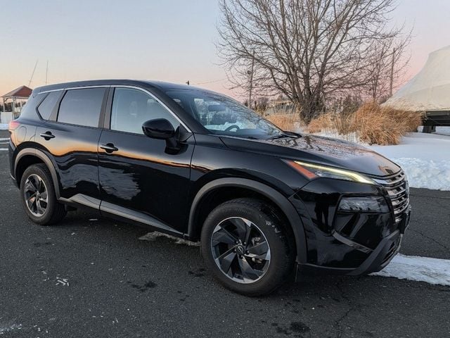 2024 Nissan Rogue AWD SV - 22978328 - 2