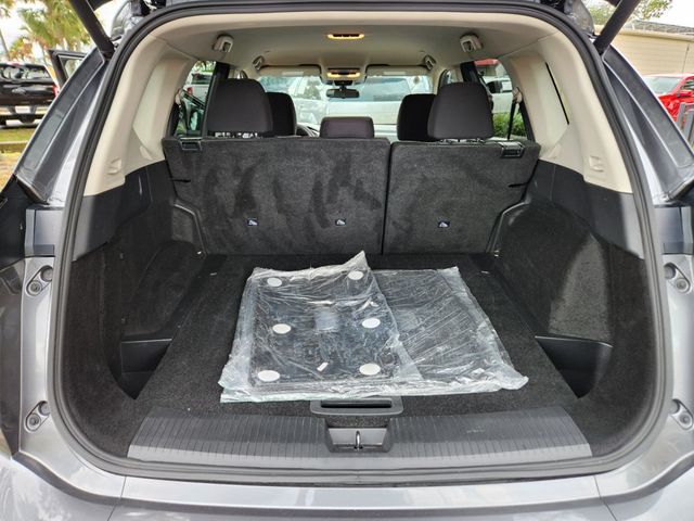 2024 Nissan Rogue AWD SV - 22932035 - 12