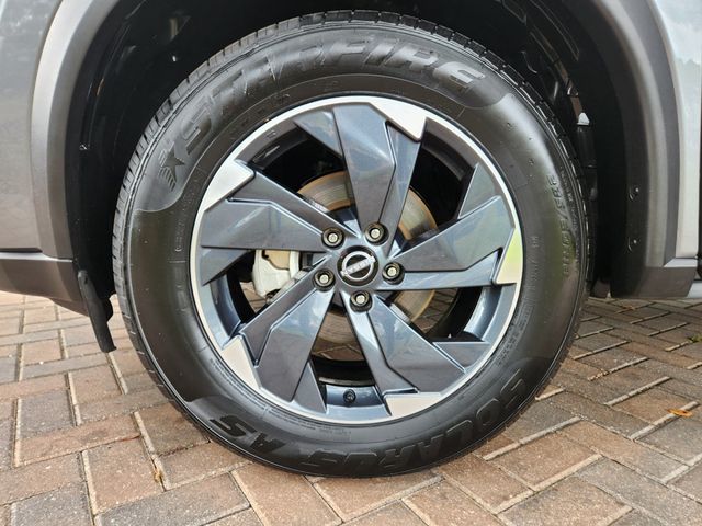 2024 Nissan Rogue AWD SV - 22932035 - 13