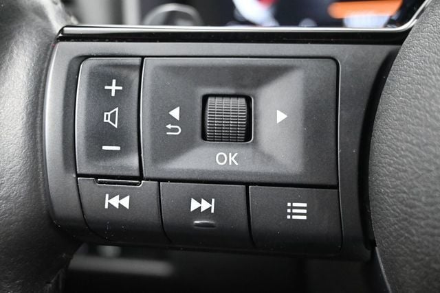 2024 Nissan Rogue FWD Platinum - 23056912 - 17