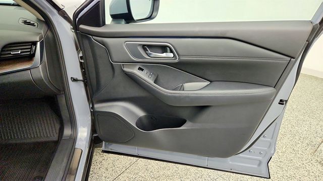 2024 Nissan Rogue FWD Platinum w/ Premium Pkg - 23067944 - 25
