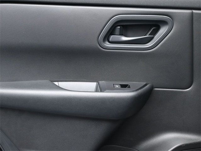 2024 Nissan Rogue FWD S - 22951566 - 15