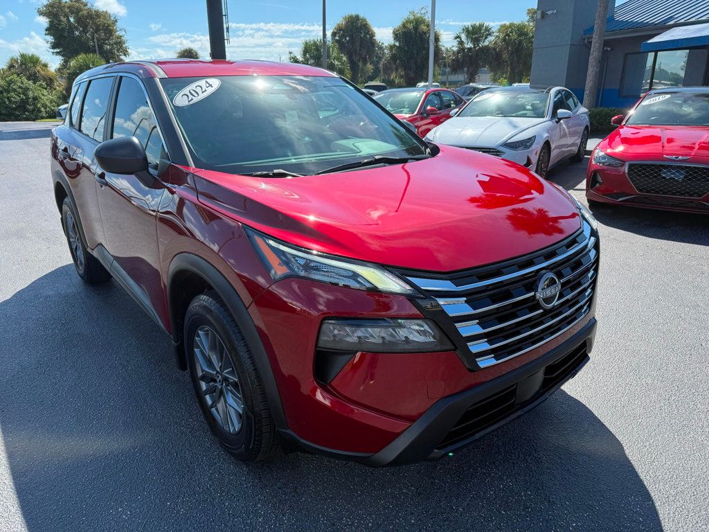2024 Nissan Rogue S photo 3