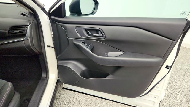 2024 Nissan Rogue FWD S - 23050992 - 24