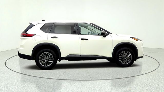 2024 Nissan Rogue FWD S - 23050992 - 3