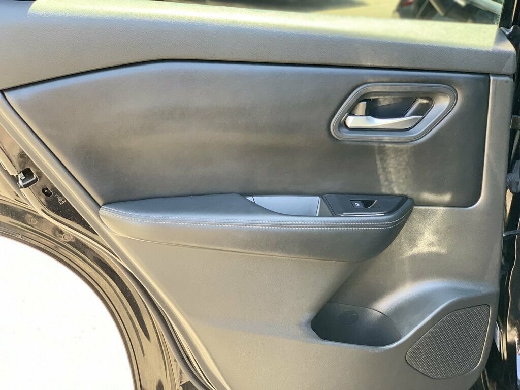 2024 Nissan Rogue FWD SV - 23071587 - 16