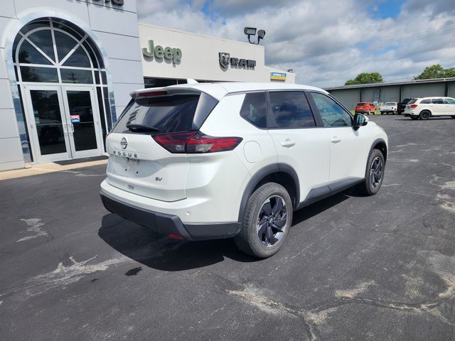 2024 Nissan Rogue FWD SV - 23038592 - 7