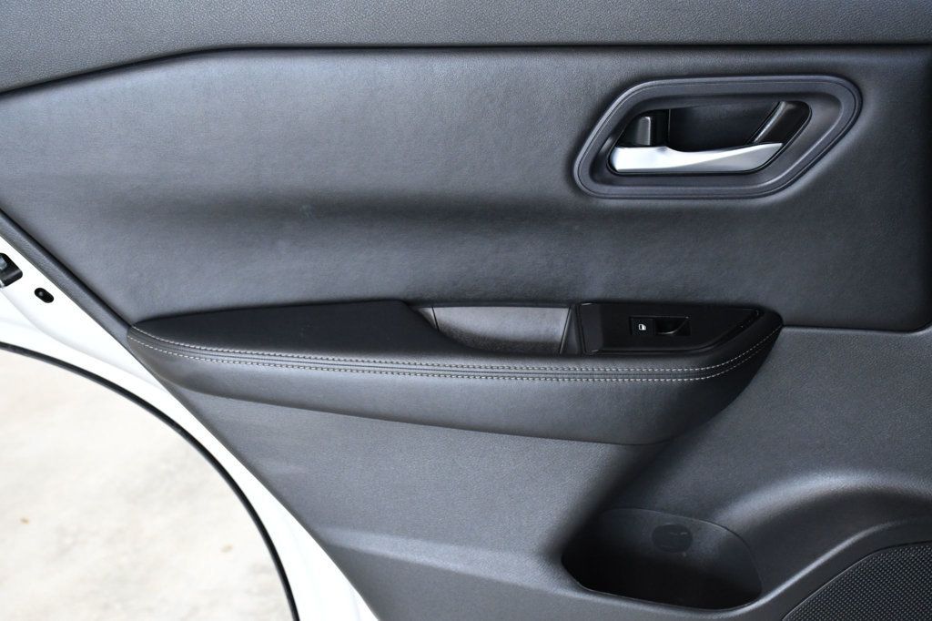 2024 Nissan Rogue FWD SV - 22984034 - 10
