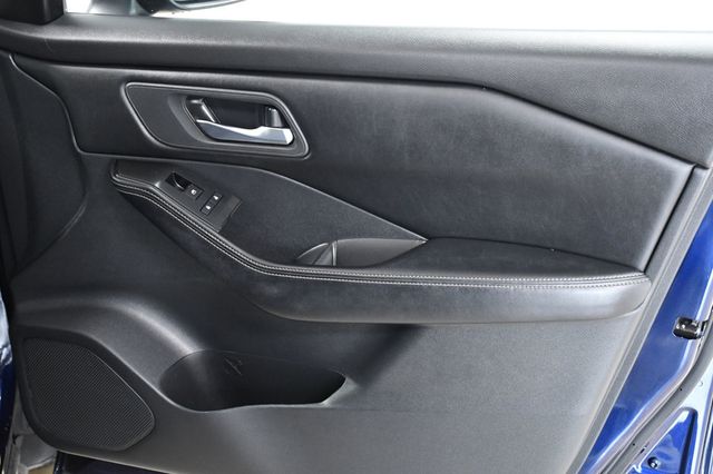 2024 Nissan Rogue FWD SV - 23001535 - 17