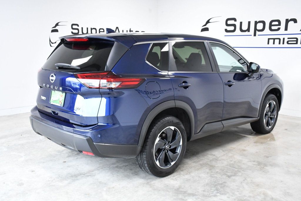 2024 Nissan Rogue FWD SV - 23001535 - 3