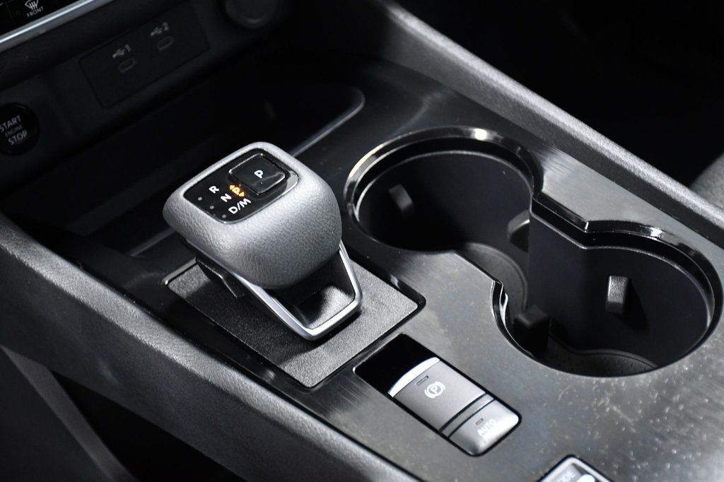 2024 Nissan Rogue FWD SV - 23008407 - 24