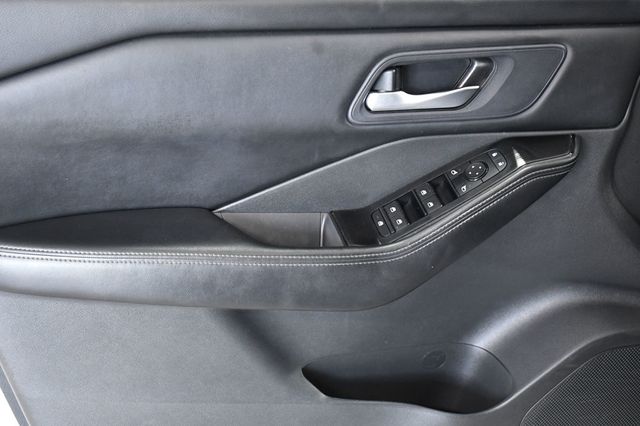 2024 Nissan Rogue FWD SV - 23008407 - 8