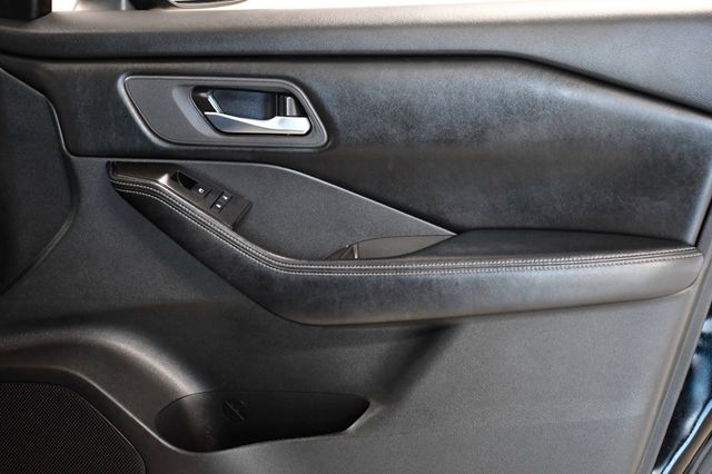 2024 Nissan Rogue FWD SV - 23018201 - 17