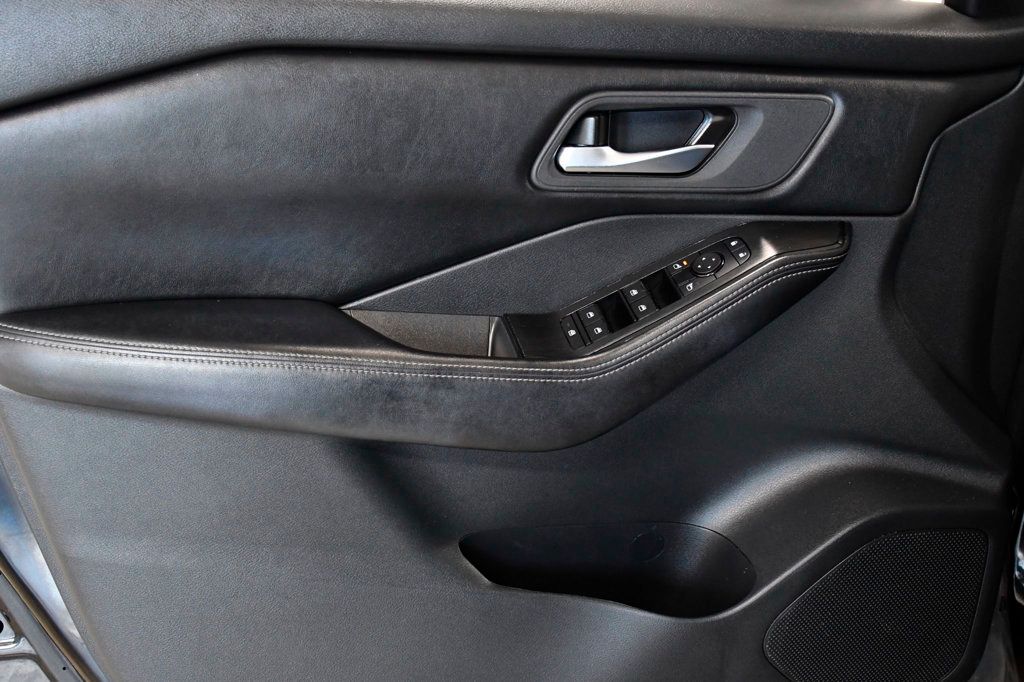 2024 Nissan Rogue FWD SV - 23018201 - 8